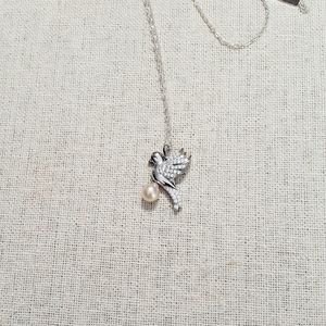 Vantel Pearls Serenity Necklace